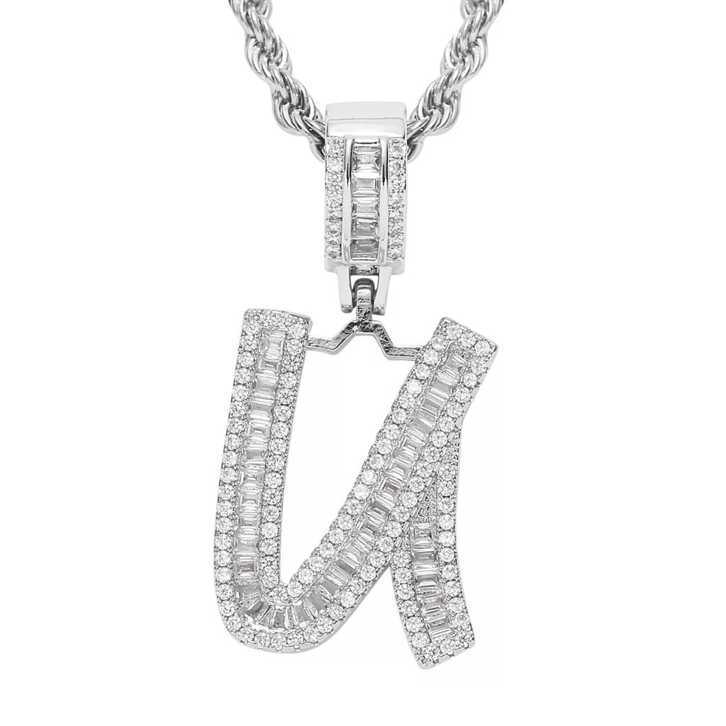 Bokstavshalsband Iced Out Namnhalsband Vitguld